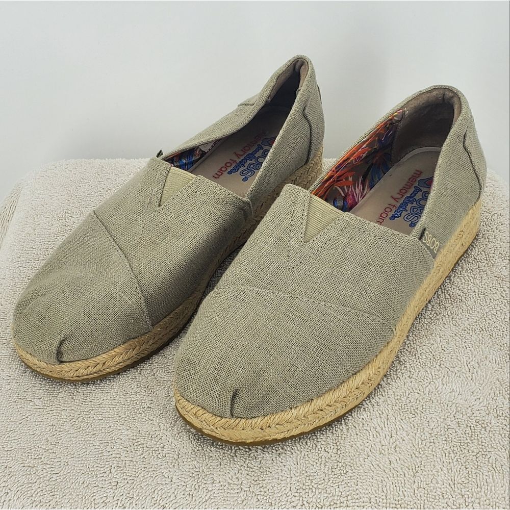 Bobs Skechers Chill Luxe Traveler In Dark Taupe With Memory Foam Size 8B